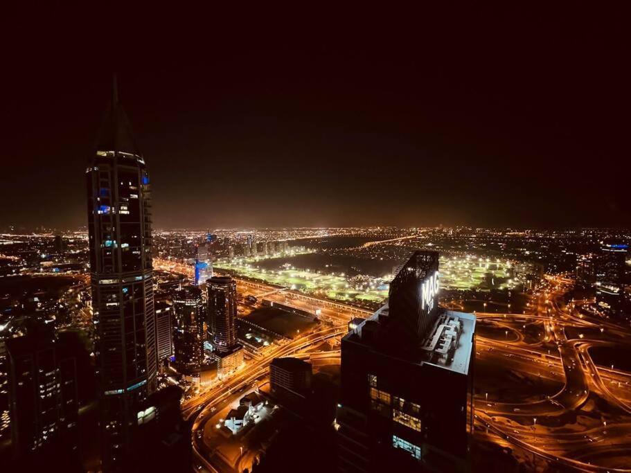 High Floor With City Skyline & Burj Khalifa View 3 Bedroom Unit Marina Dubái Exterior foto