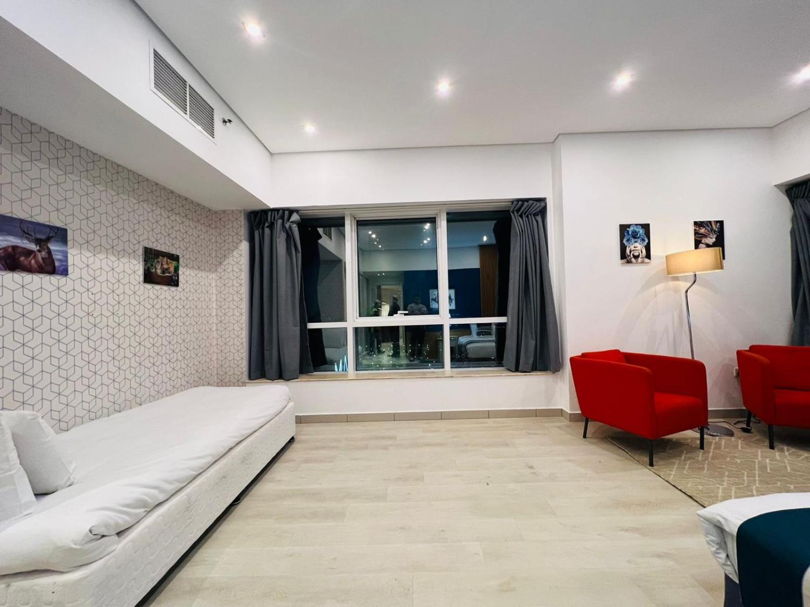 High Floor With City Skyline & Burj Khalifa View 3 Bedroom Unit Marina Dubái Exterior foto