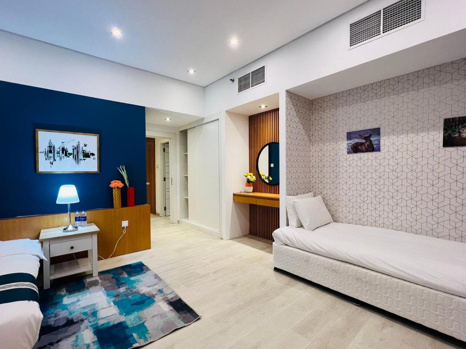 High Floor With City Skyline & Burj Khalifa View 3 Bedroom Unit Marina Dubái Exterior foto