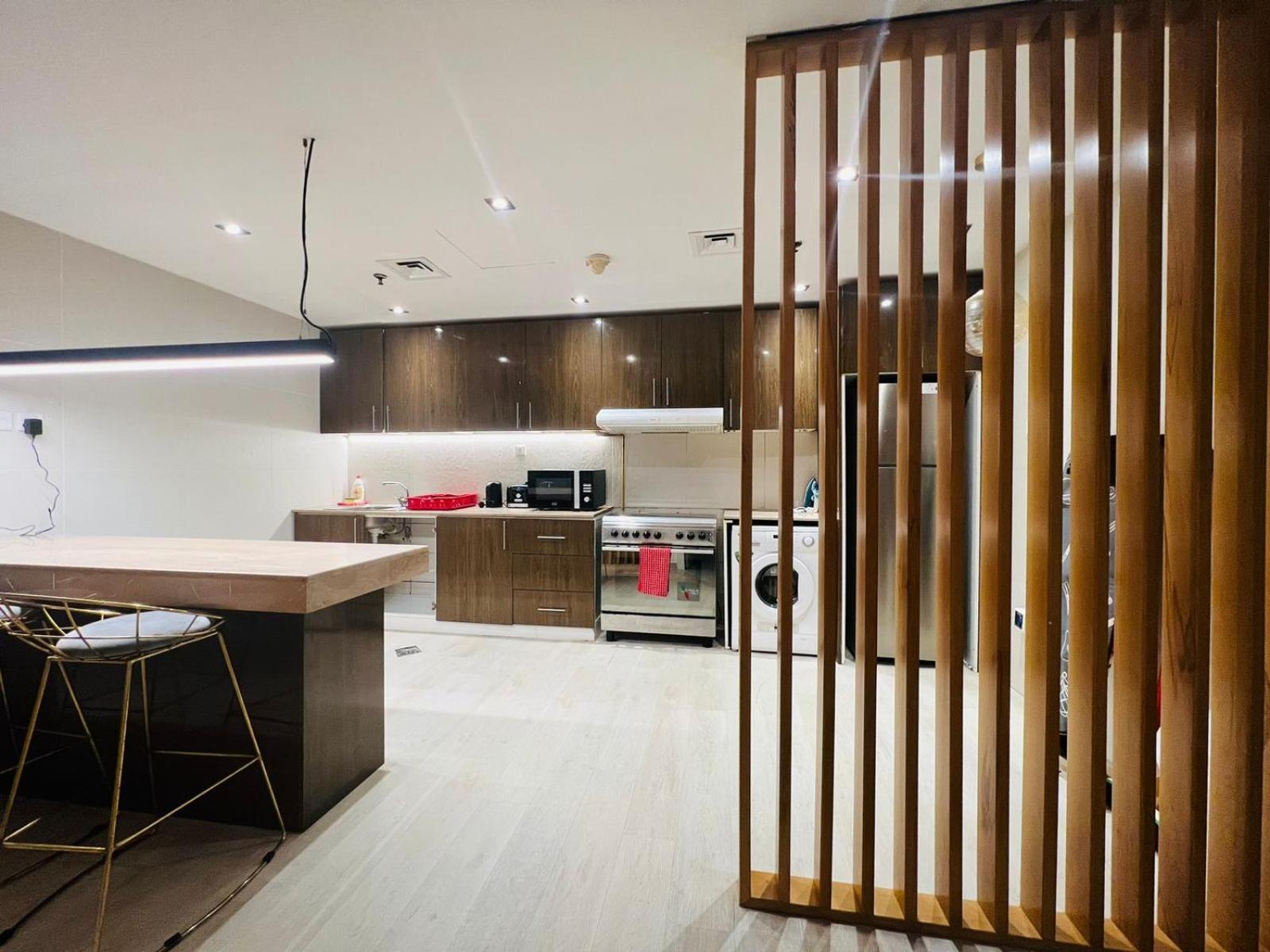 High Floor With City Skyline & Burj Khalifa View 3 Bedroom Unit Marina Dubái Exterior foto