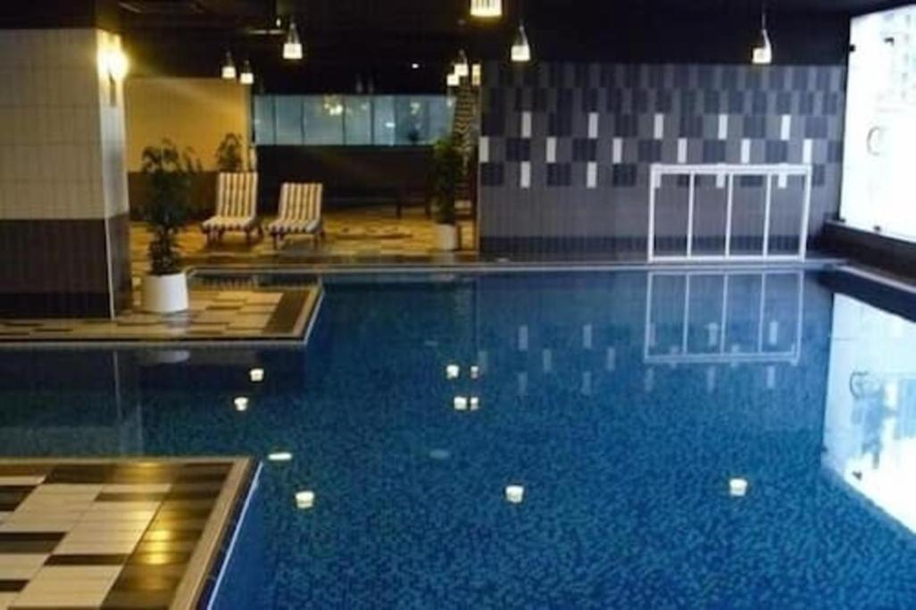 High Floor With City Skyline & Burj Khalifa View 3 Bedroom Unit Marina Dubái Exterior foto